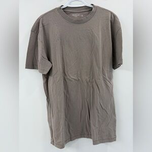 SOFT A&F Essentials Relaxed - Brown Men’s Crewneck Tee - L TALL